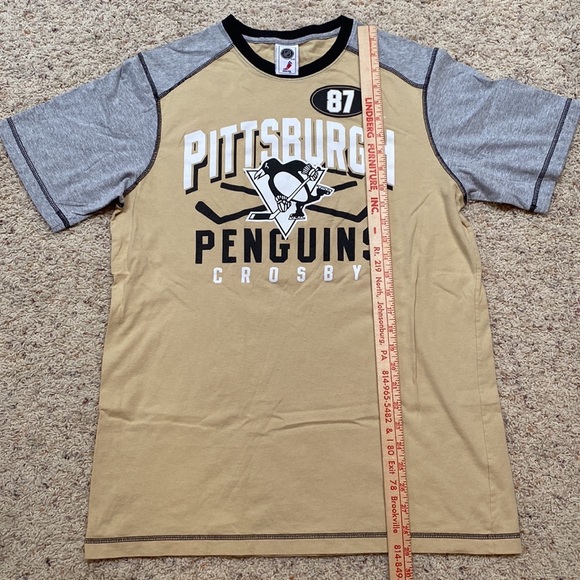 (2nd)Mens or Womens Pittsburgh Penguins Crosby shirt. - Picture 4 of 5